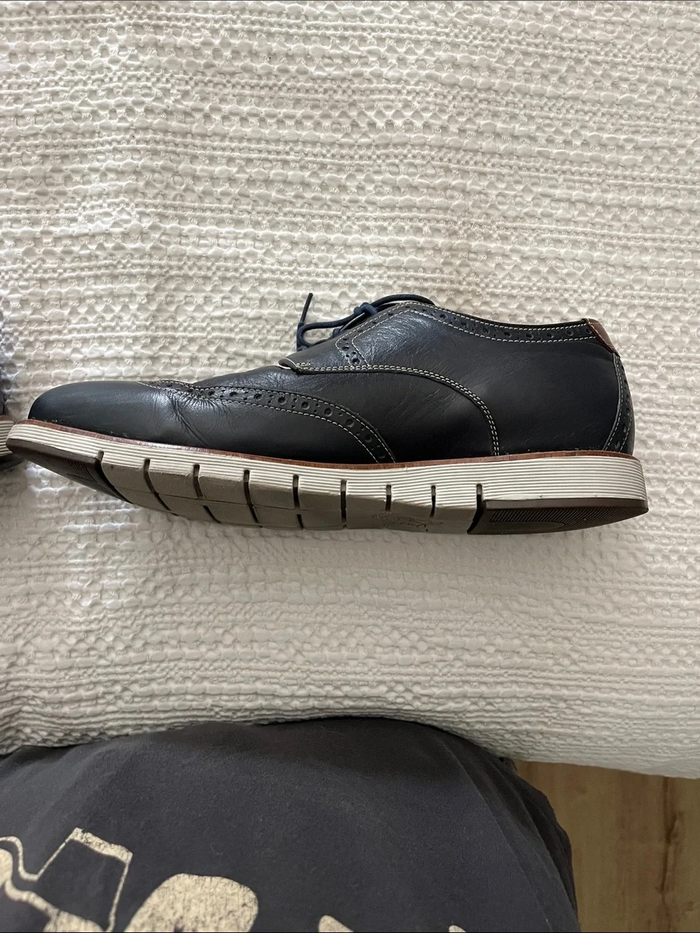 Johnston and Murphy 1850 premium navy